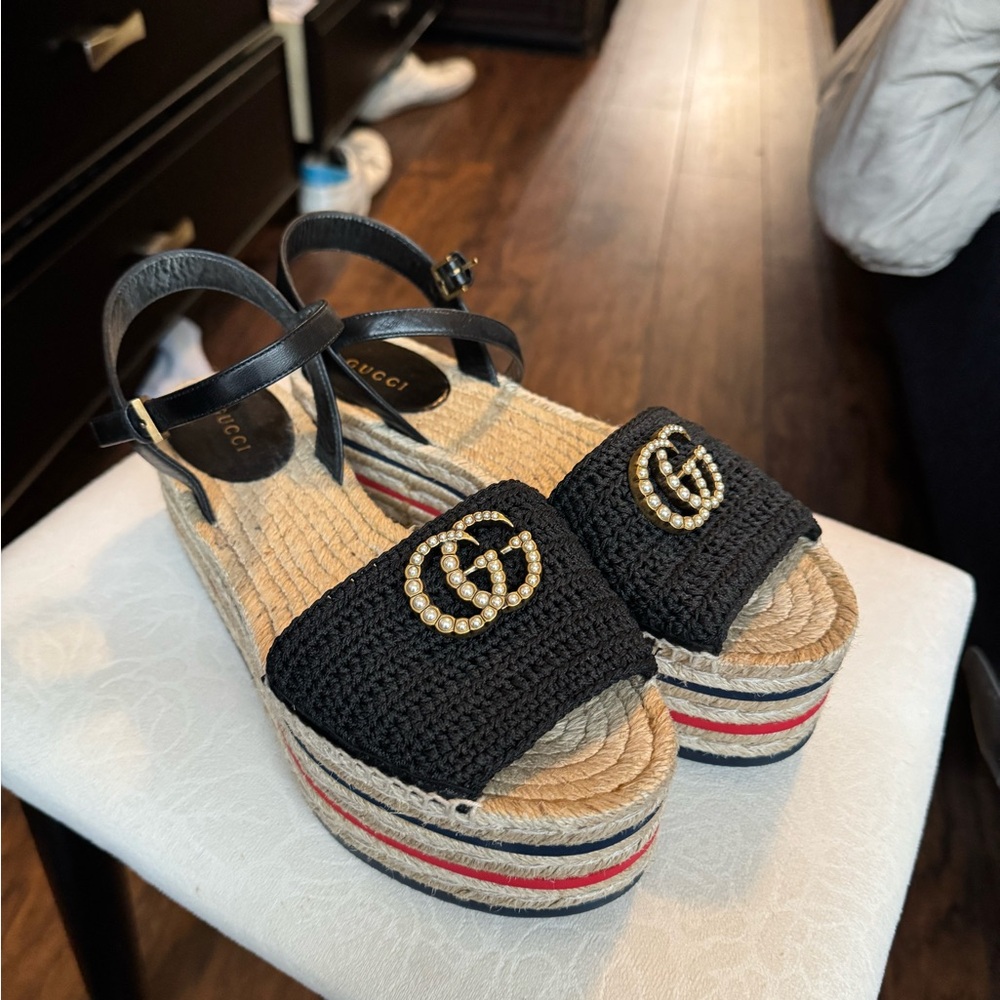 Gucci Black and Cream Espadrilles with GG Logo